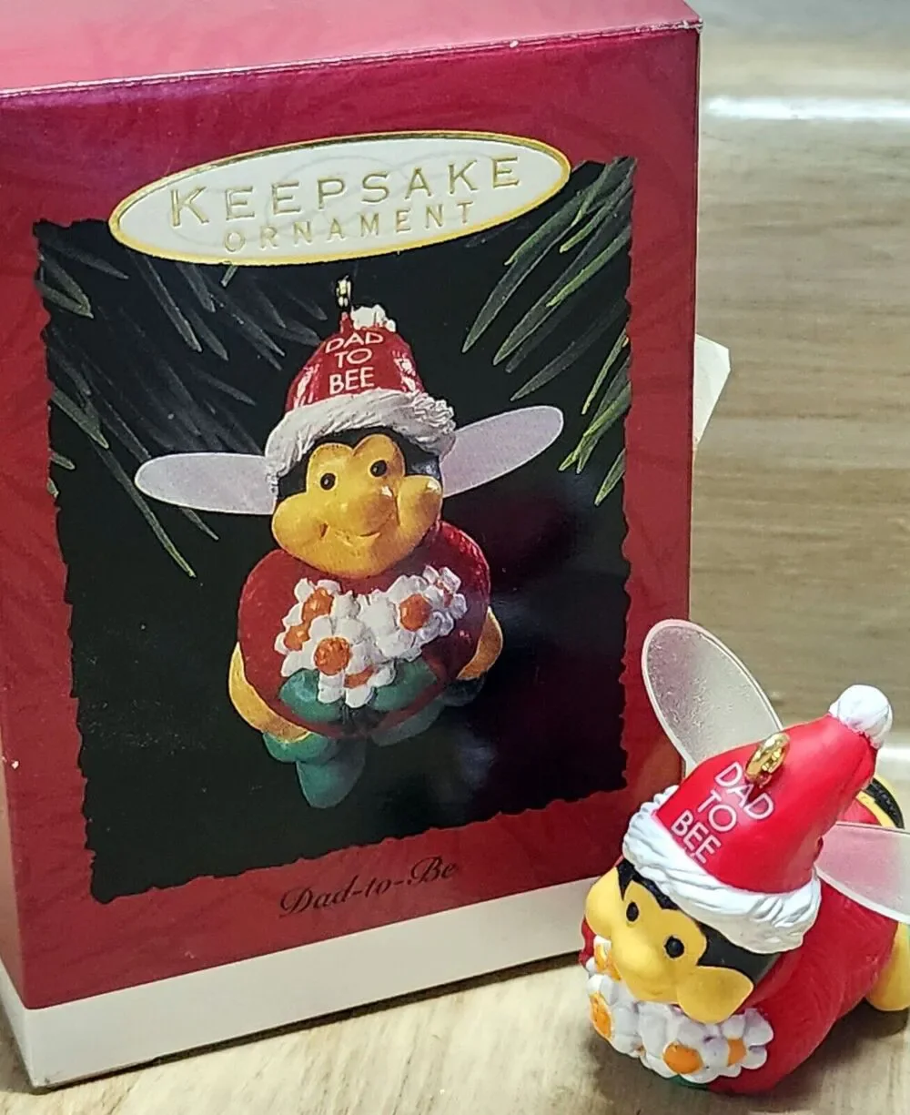 1993 Hallmark Keepsake Dad to Be Bee Ornament Dated Adorable With Box